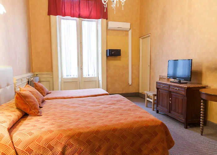 Hotel Reina