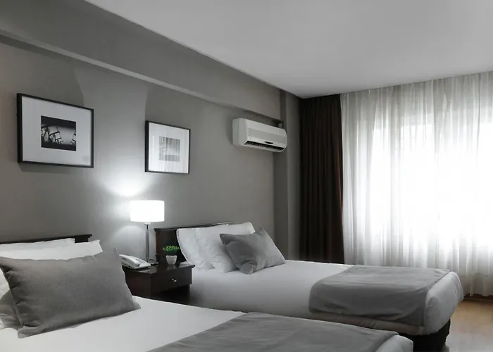 Hotel 8 De Octubre