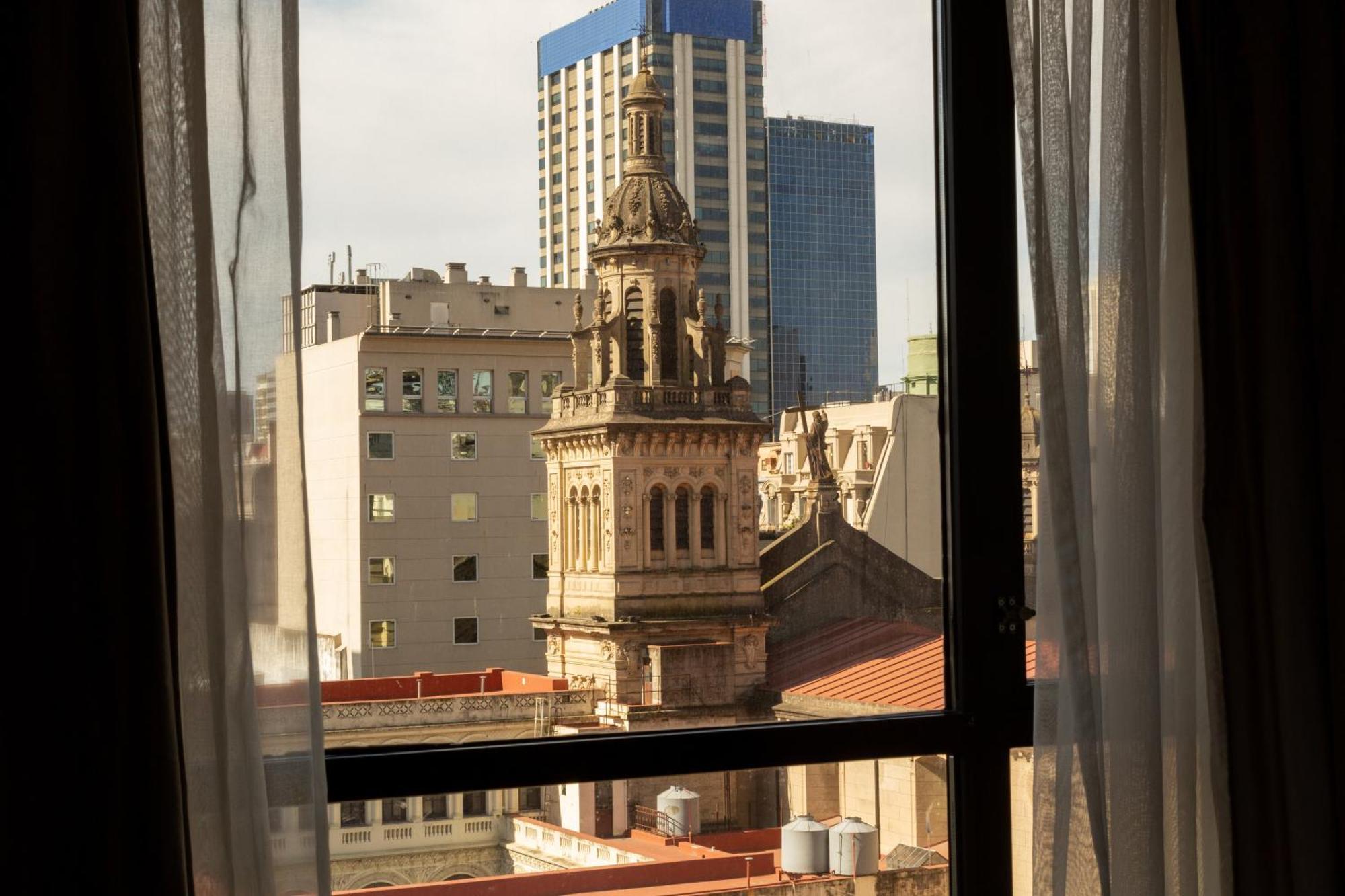 Premium King Room