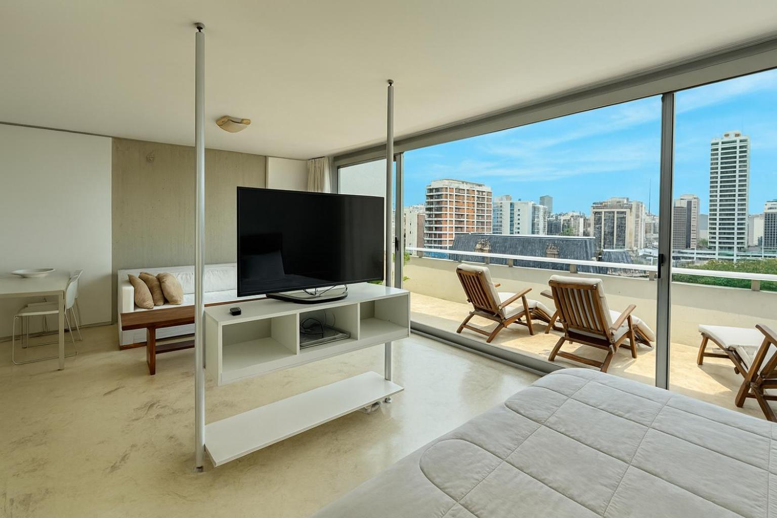 Suite com Varanda