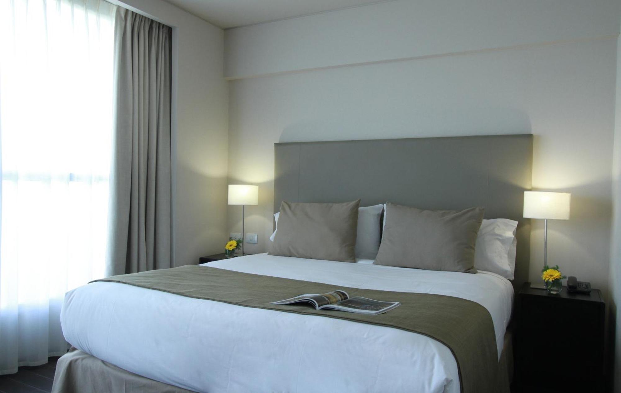 Quarto King com Acesso a Pessoas com Mobilidade Condicionada - Não Fumador