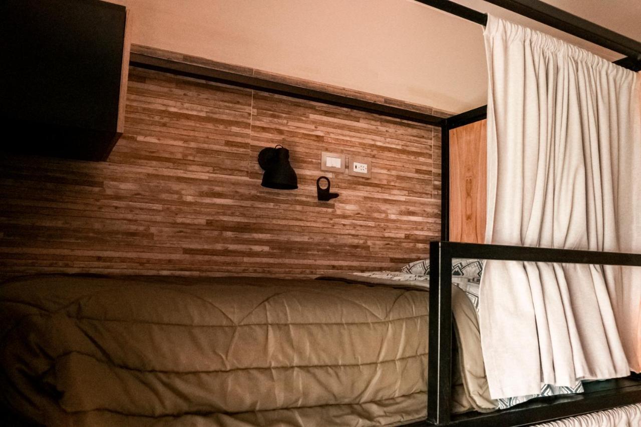 Bed 8-Bed Mixed Dormitory Room