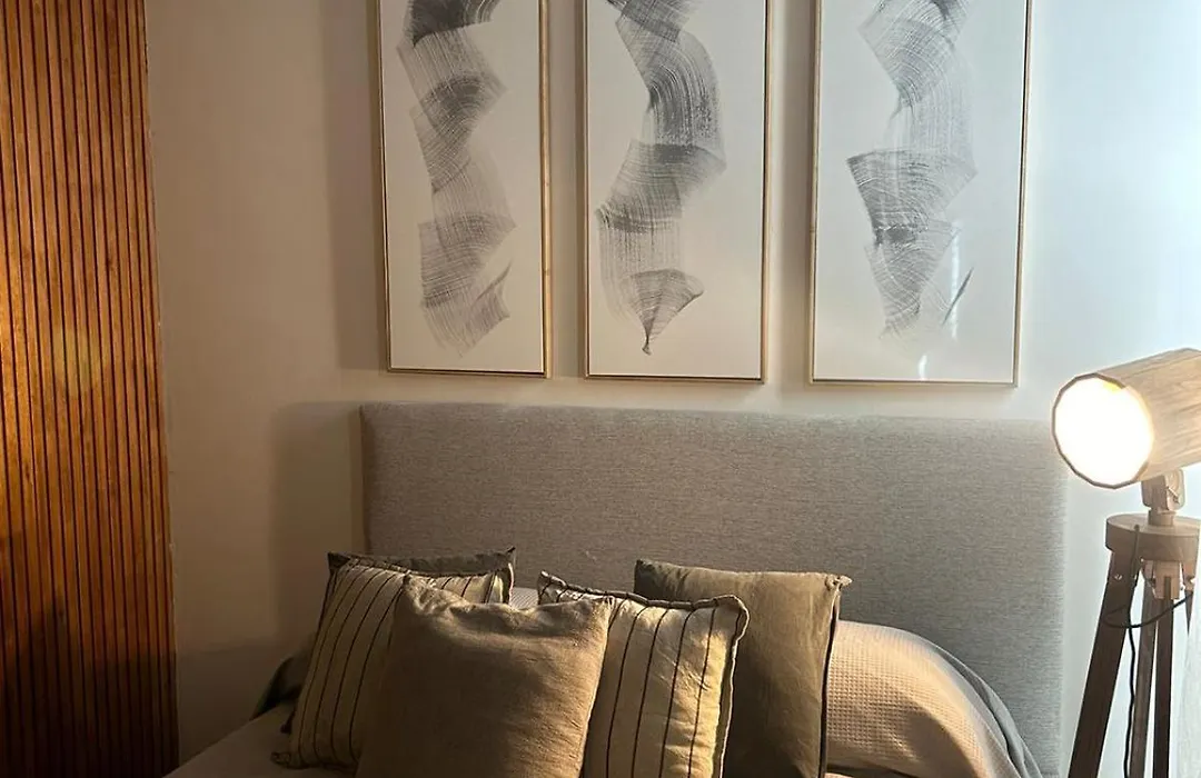 Palermo Millennial Grey Studio-1
