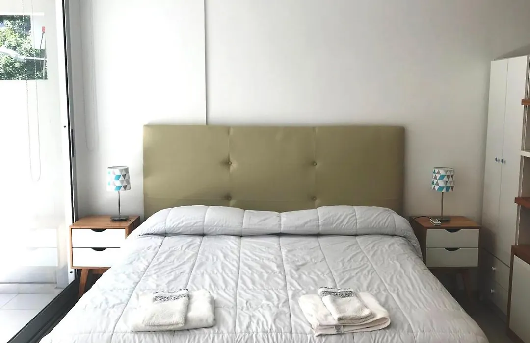 Apartamento En El Centro De Recoleta Con Pileta, Parilla Y Laundry-1