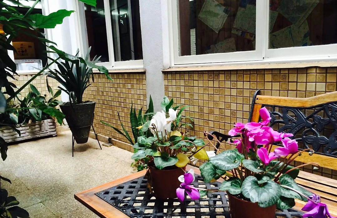 Petit Recoleta Hostel-1