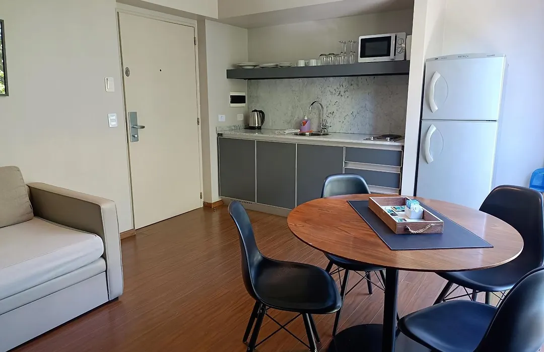 Palermo Apartments By Ayres-1