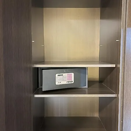 Comfortable Modern Apartment-3