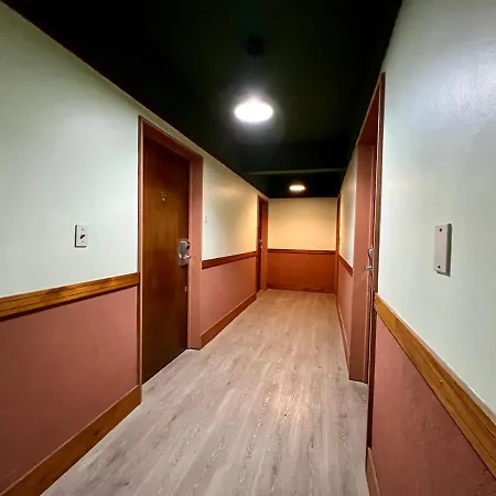 Selbard Suite-3
