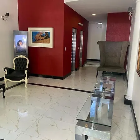 DEPARTAMENTO CENTRICO AVENIDA BELGRANO con vista a CUPULA PASAJE BAROLO-2