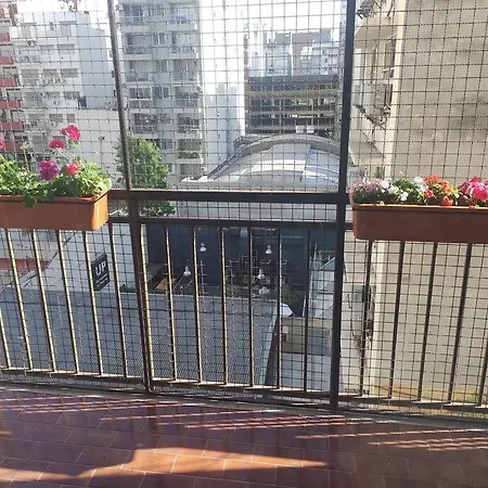Monoambiente Amplio Y Luminoso Muy Cerca De Universidades Y Sanatorios.-3