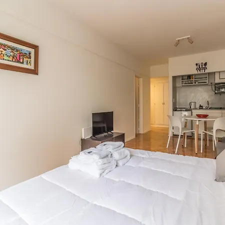 Hermoso y cómodo departamento en Palermo Recoleta, con balcon!!-3