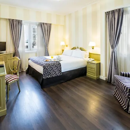 Claridge Hotel-3