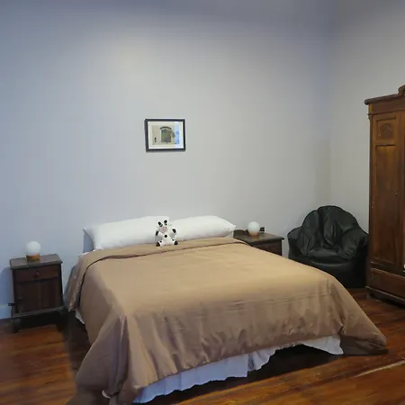 Sabatico Travelers Hostel & Guesthouse-3