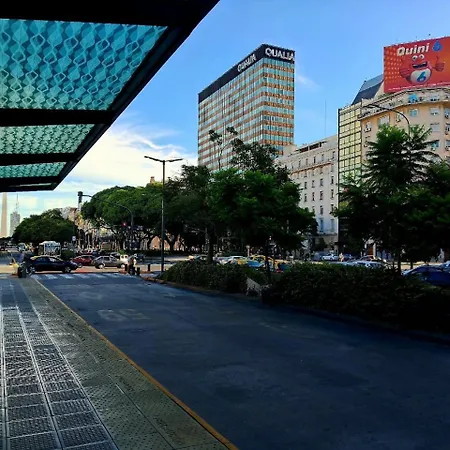 Torre Esmeralda 740-2