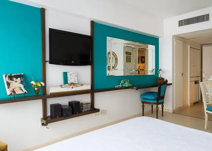 Av Corrientes 818 La Belle Suites