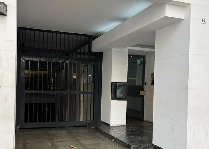 Habitación y baño privado para mujeres en Recoleta