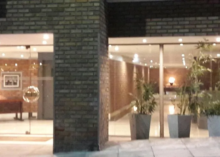 Av.Alvear/Patio Bullrich/Four Seasons Hotel Area.