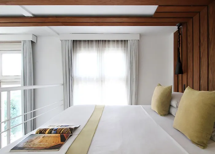 Hotel HTL 9 de Julio BsAs Ciudad Autónoma de Ciudad Autónoma de Buenos Aires, Argentina
