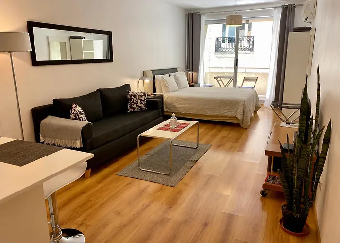Apartamento Centrico Y Moderno Con Balcon, Piscina, Gimnasio Y Laundry