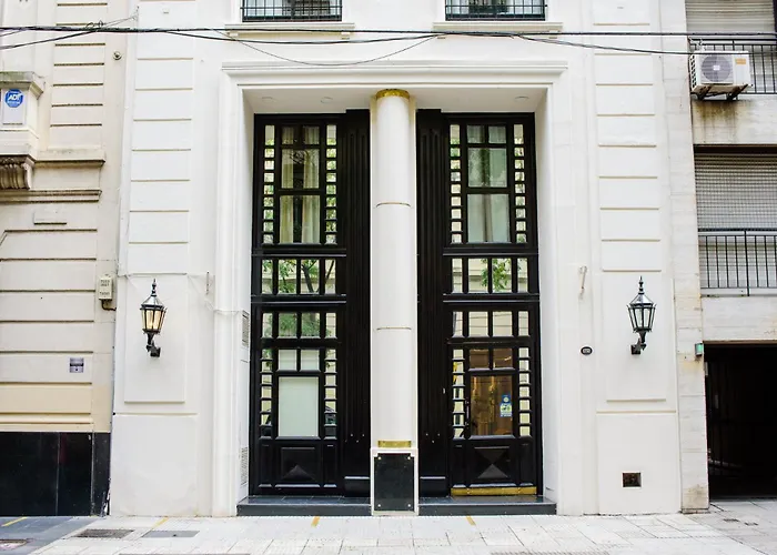 1253 Recoleta Small Hotel