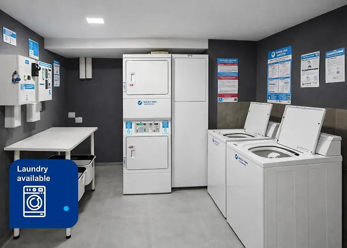 Deluxe Apartments In Downtown By Buerentals